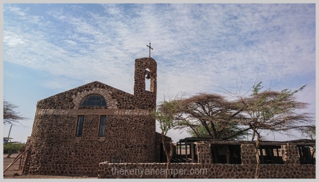 ngurunit-turkana-kalacha-marsabit-camping-kenya-205